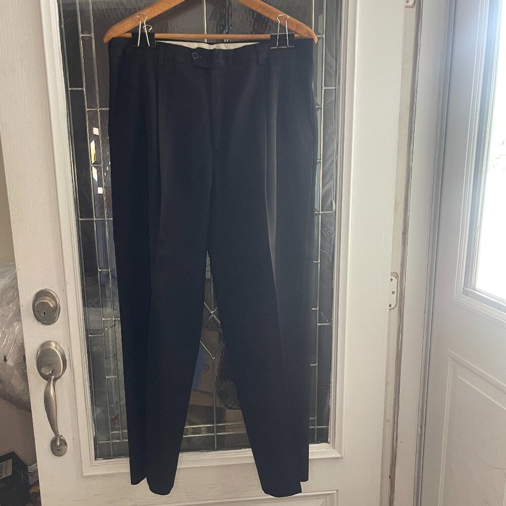 Mens Enrico Rossini Dress Pants, Size 36X29 Black Style N Wrinkle Resistant
